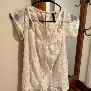 cute womens 3 hearts top small